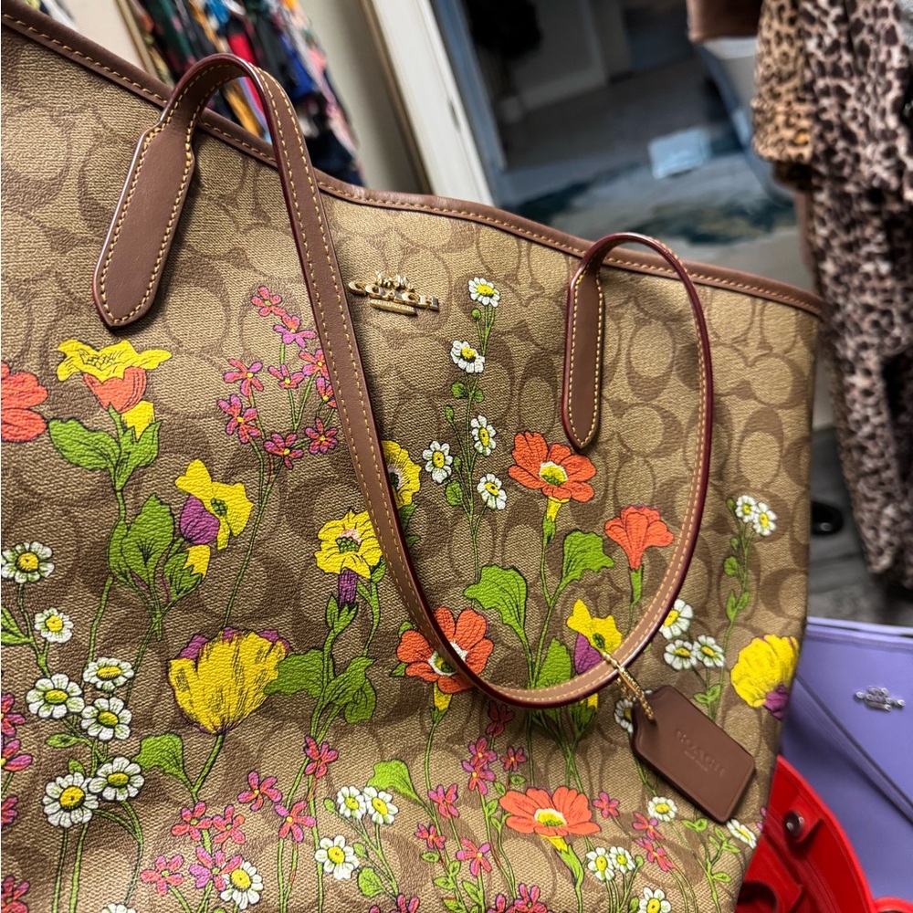 Coach Multicolor Floral Signature Tote
